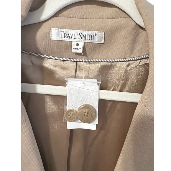 TRAVELSMITH Womens NWT Blazer Tan Beige Size 16 Single Breasted Classic - Picture 2 of 8